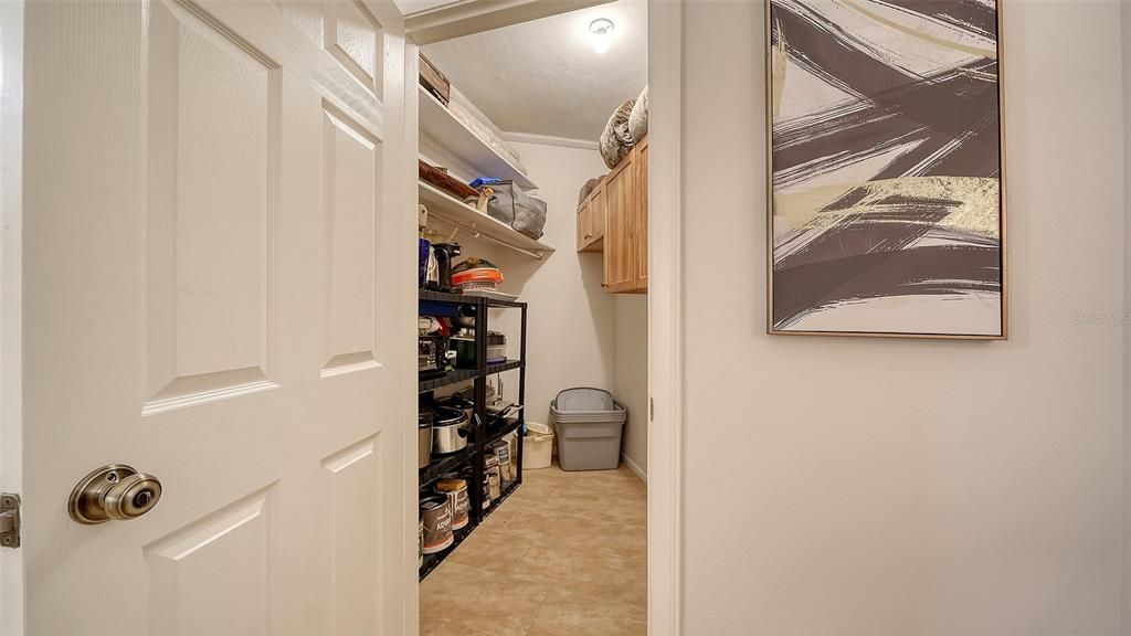 En Venta: $2,488,000 (4 camas, 4 baños, 2415 Pies cuadrados)