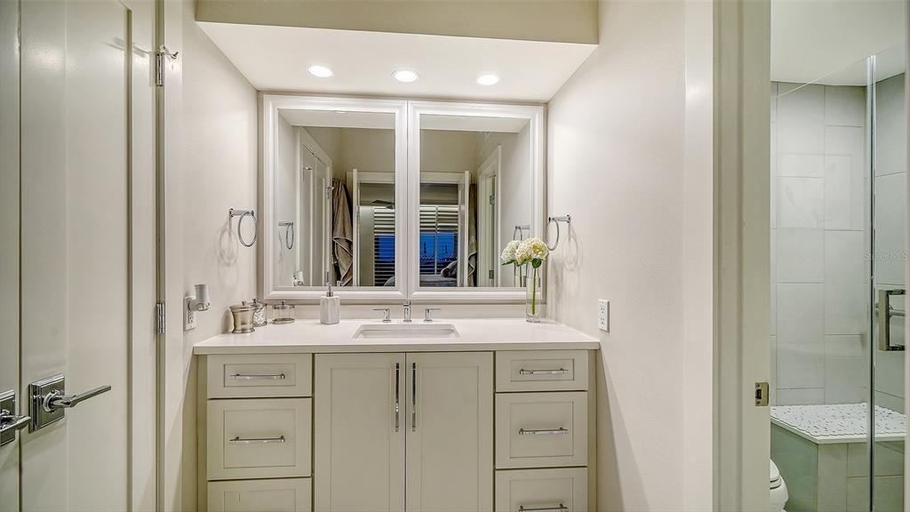 En Venta: $2,488,000 (4 camas, 4 baños, 2415 Pies cuadrados)