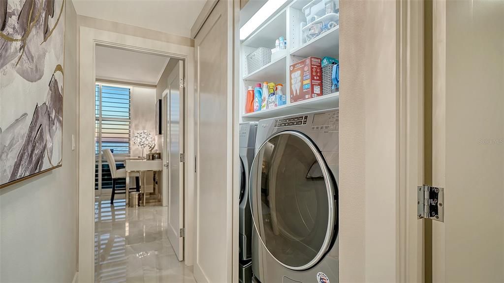 En Venta: $2,488,000 (4 camas, 4 baños, 2415 Pies cuadrados)