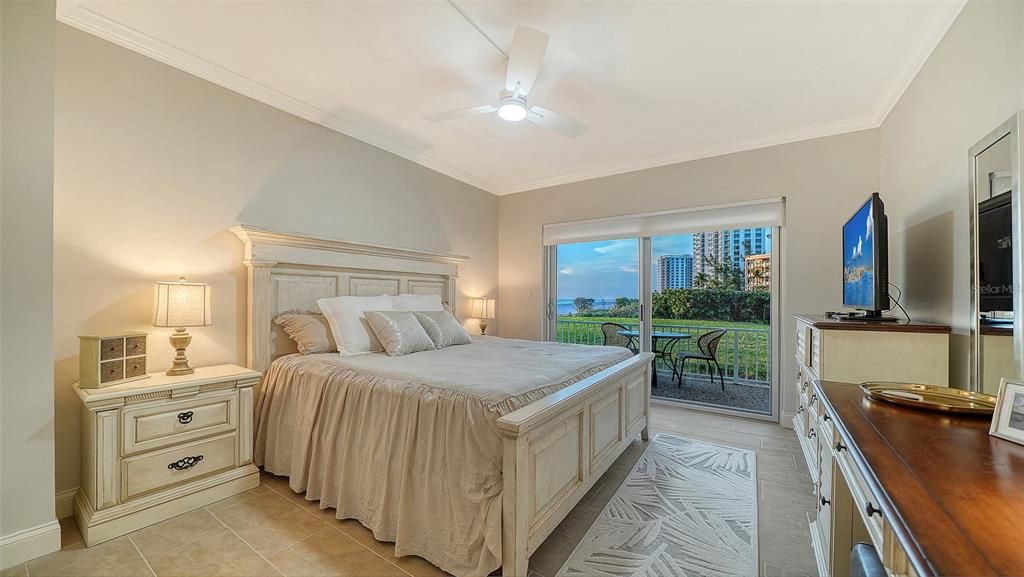 En Venta: $2,488,000 (4 camas, 4 baños, 2415 Pies cuadrados)