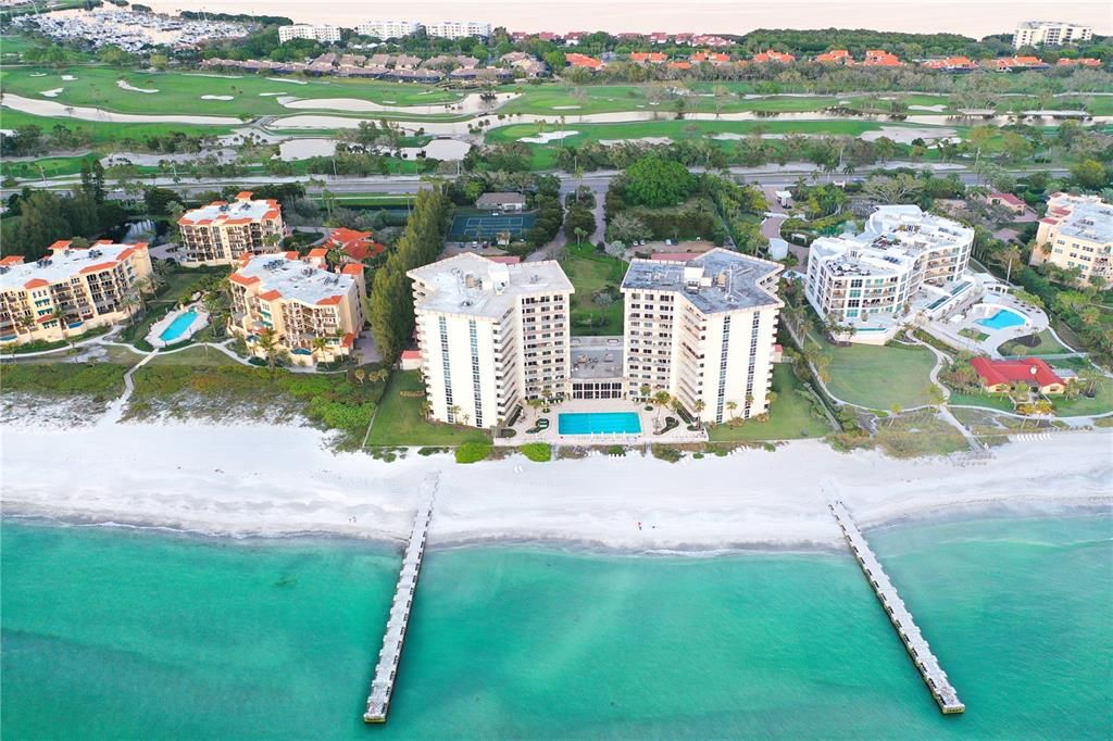 En Venta: $2,488,000 (4 camas, 4 baños, 2415 Pies cuadrados)