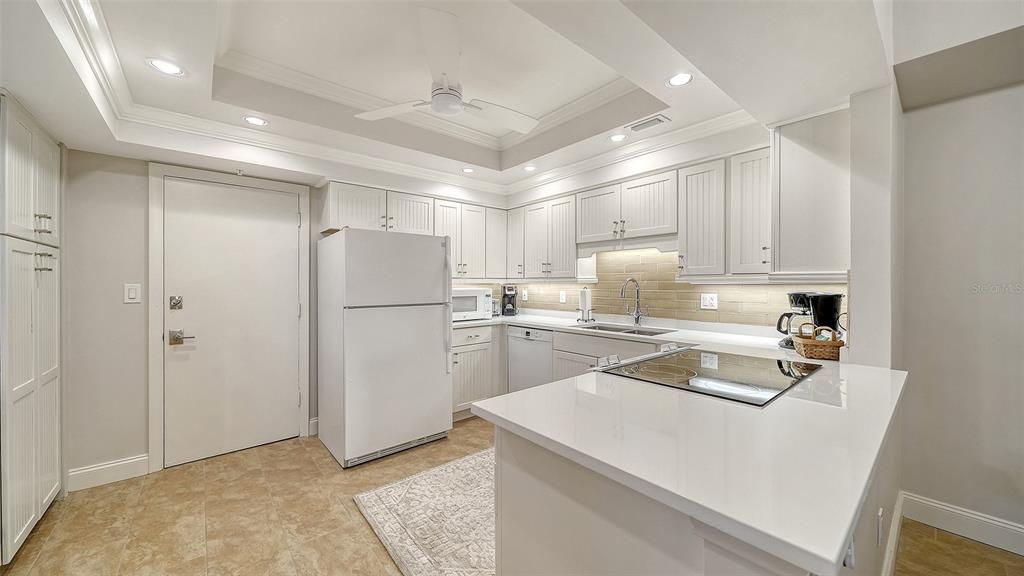 En Venta: $2,488,000 (4 camas, 4 baños, 2415 Pies cuadrados)