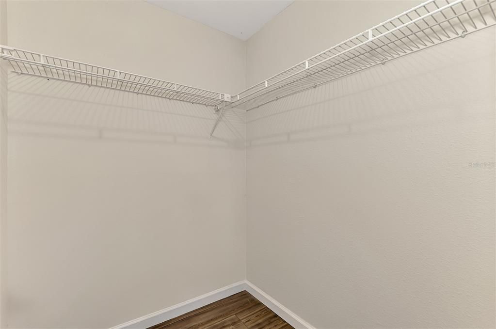 For Sale: $188,000 (2 beds, 2 baths, 960 Square Feet)