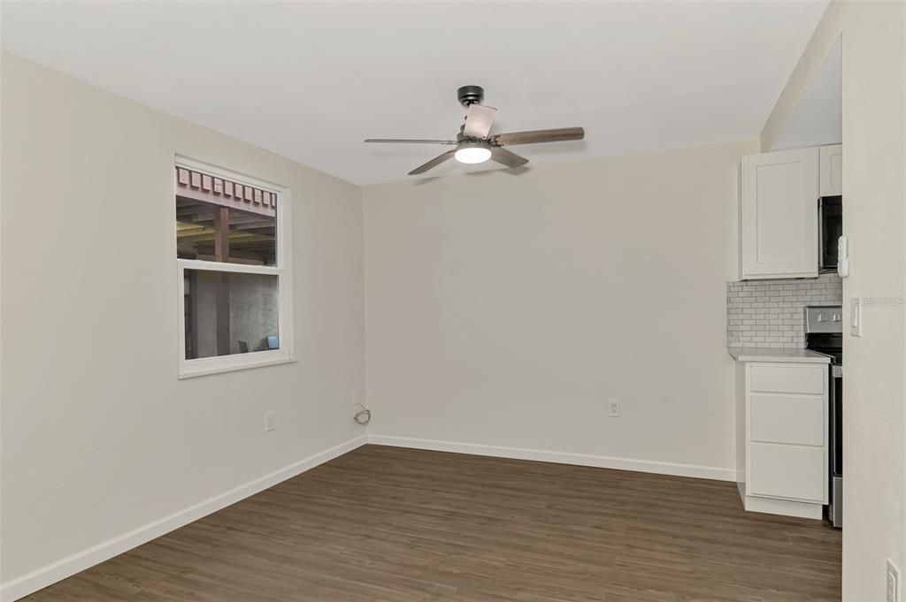 For Sale: $188,000 (2 beds, 2 baths, 960 Square Feet)