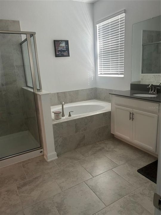 En Renta: $2,395 (4 camas, 3 baños, 2139 Pies cuadrados)