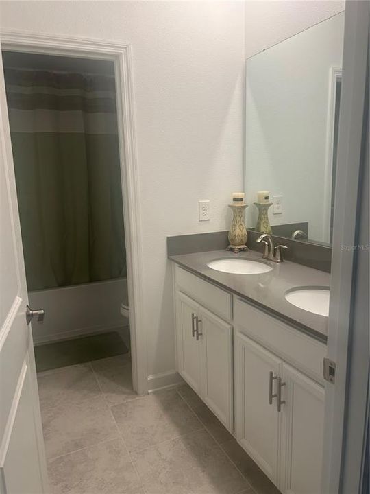 En Renta: $2,395 (4 camas, 3 baños, 2139 Pies cuadrados)