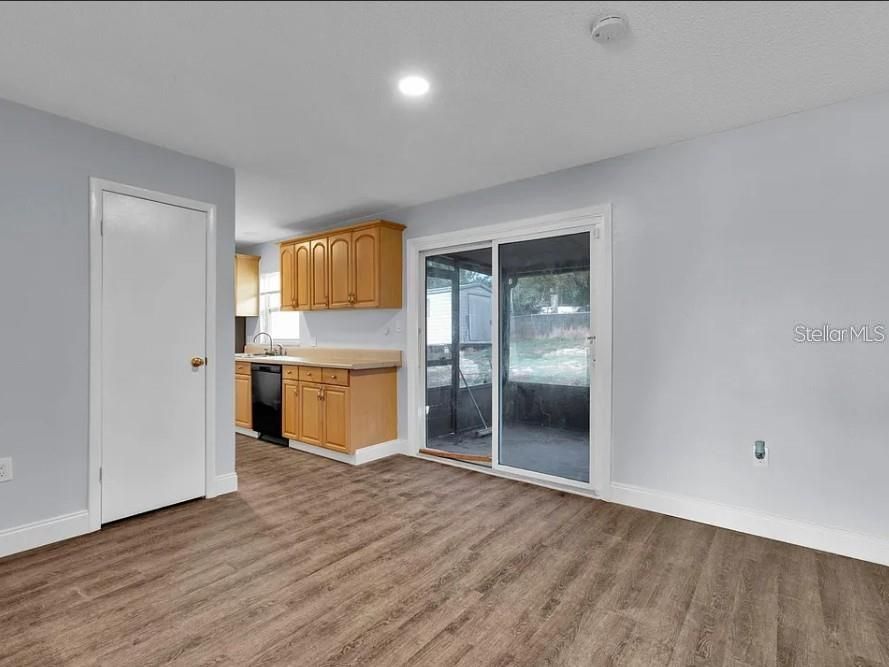 En Venta: $257,500 (3 camas, 2 baños, 1249 Pies cuadrados)