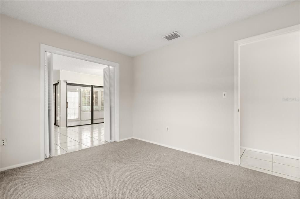 На продажу: $345,000 (3 спален, 2 ванн, 1567 Квадратных фут)