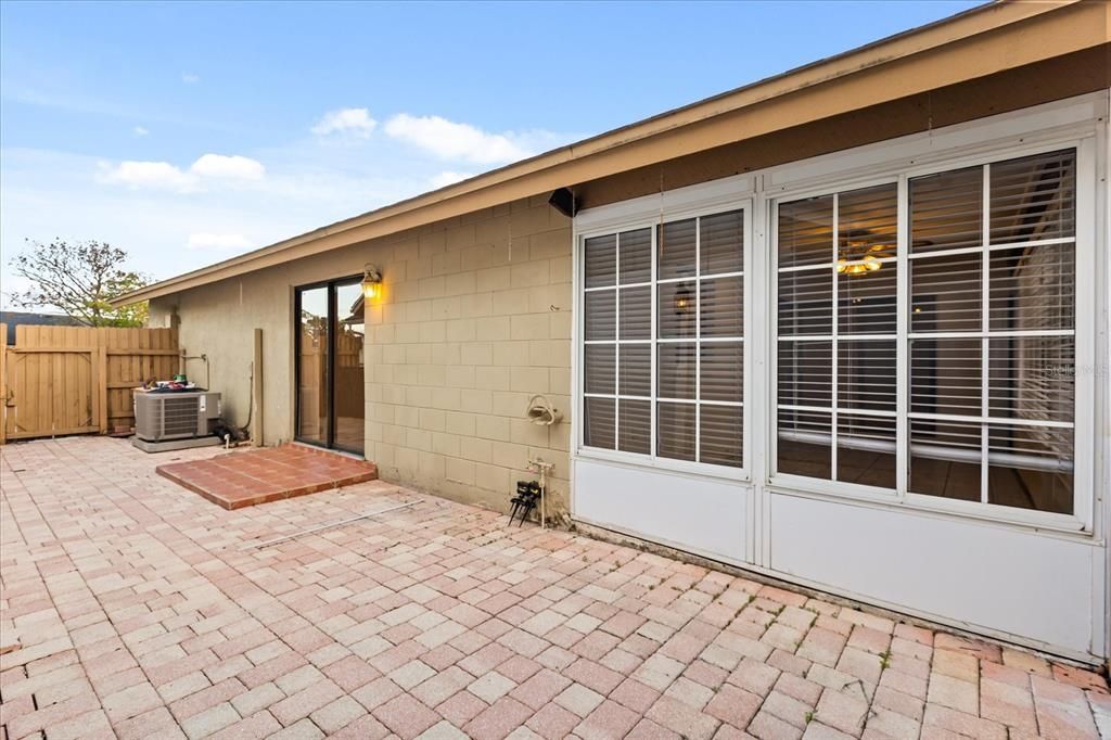 На продажу: $345,000 (3 спален, 2 ванн, 1567 Квадратных фут)