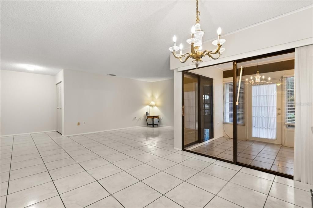 На продажу: $345,000 (3 спален, 2 ванн, 1567 Квадратных фут)