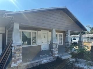 For Sale: $205,000 (2 beds, 1 baths, 1252 Square Feet)