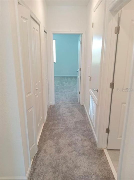 For Rent: $2,400 (3 beds, 2 baths, 1672 Square Feet)