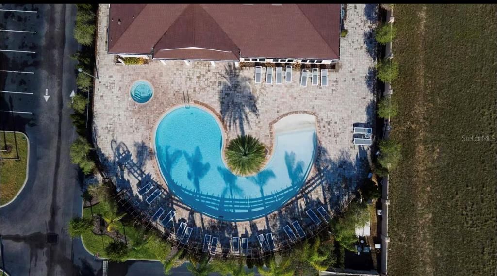 For Sale: $307,000 (3 beds, 2 baths, 1300 Square Feet)