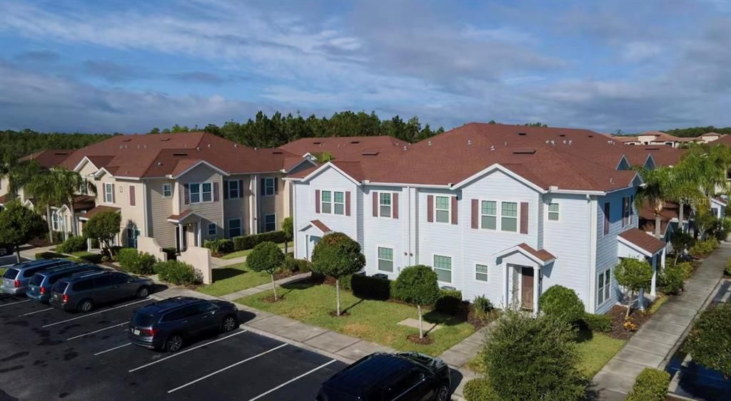 For Sale: $307,000 (3 beds, 2 baths, 1300 Square Feet)