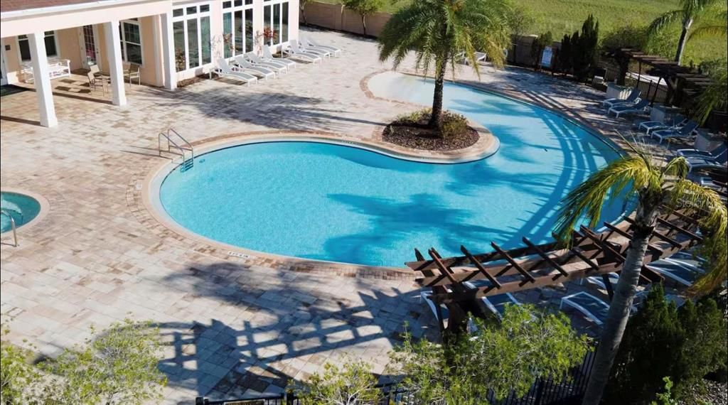 For Sale: $307,000 (3 beds, 2 baths, 1300 Square Feet)