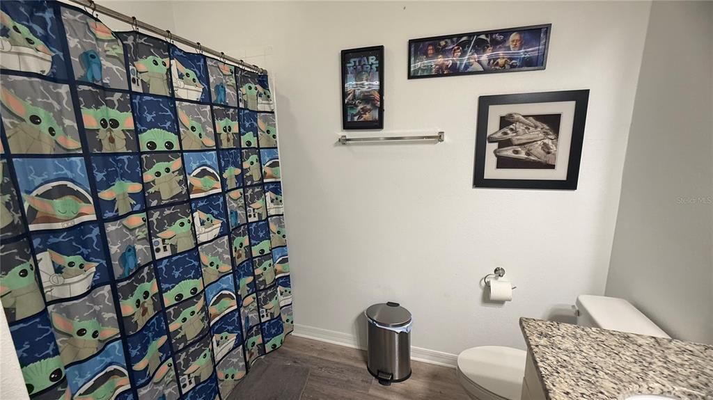 For Sale: $307,000 (3 beds, 2 baths, 1300 Square Feet)