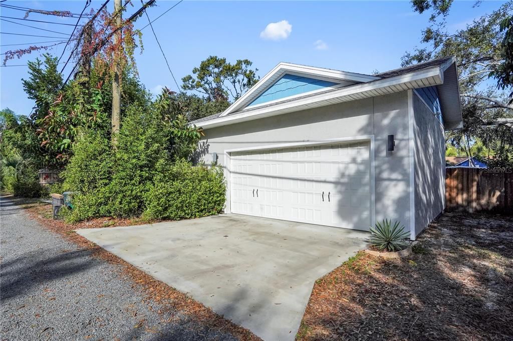 En Venta: $795,000 (4 camas, 3 baños, 2171 Pies cuadrados)