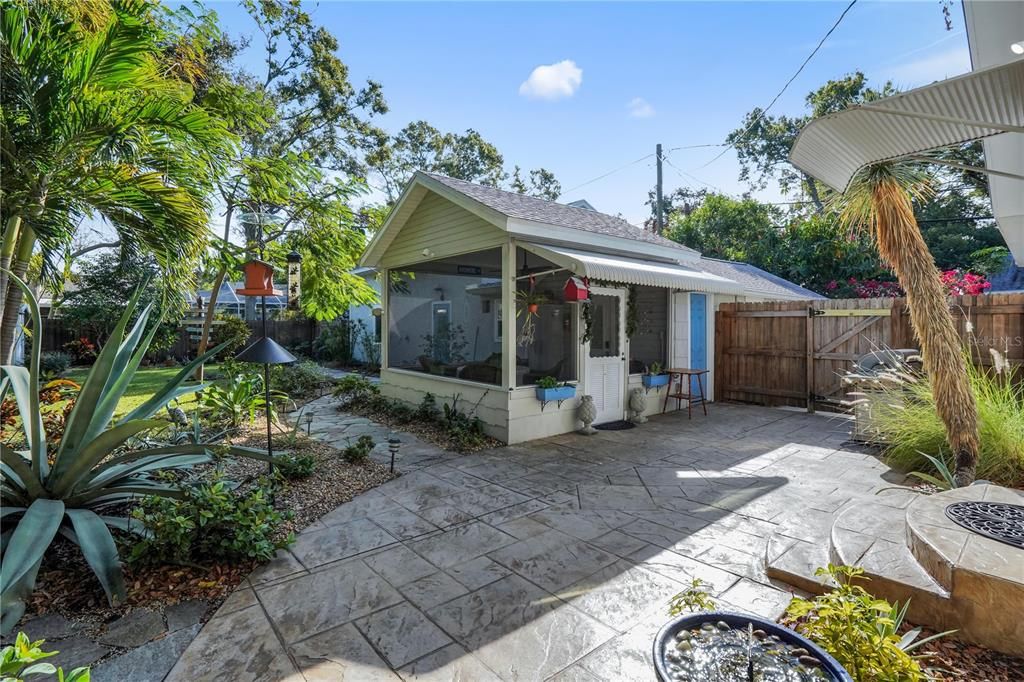 En Venta: $795,000 (4 camas, 3 baños, 2171 Pies cuadrados)