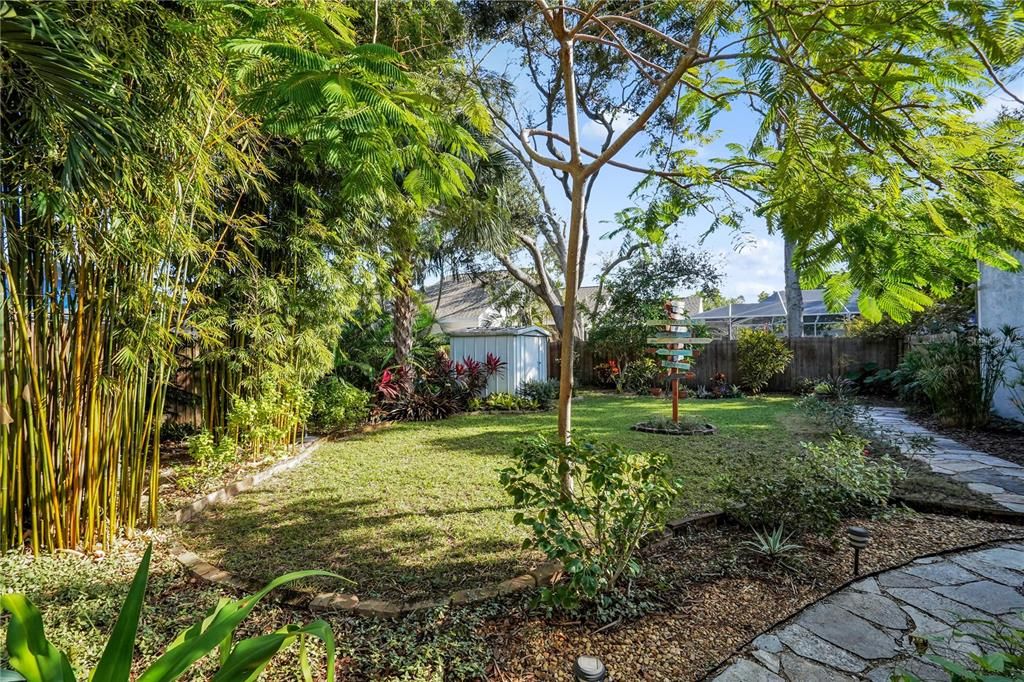 En Venta: $795,000 (4 camas, 3 baños, 2171 Pies cuadrados)