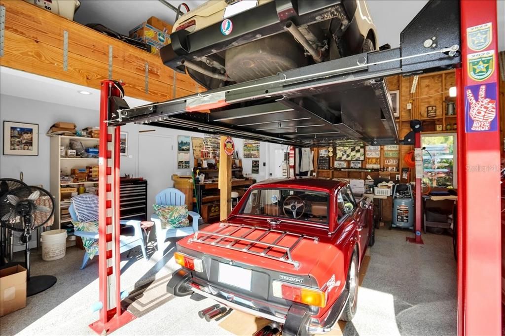 En Venta: $795,000 (4 camas, 3 baños, 2171 Pies cuadrados)