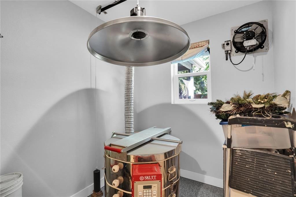 En Venta: $795,000 (4 camas, 3 baños, 2171 Pies cuadrados)