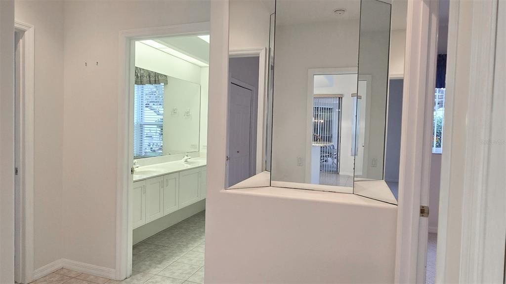 出租: $3,400 (4 贝兹, 3 浴室, 2804 平方英尺)