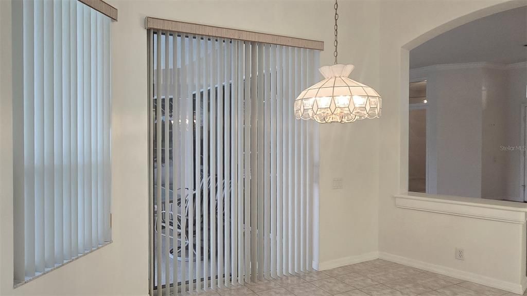 出租: $3,400 (4 贝兹, 3 浴室, 2804 平方英尺)