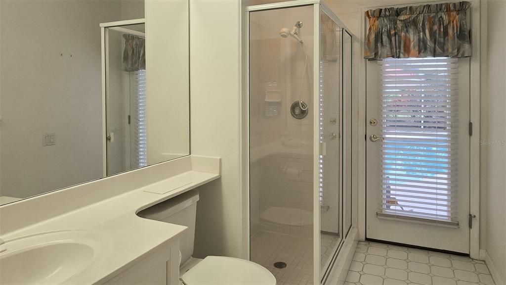 出租: $3,400 (4 贝兹, 3 浴室, 2804 平方英尺)