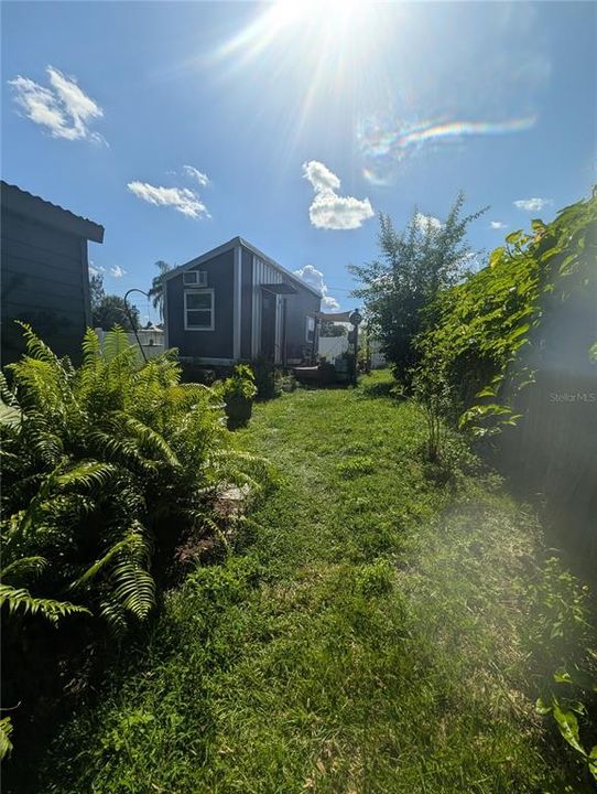 For Rent: $1,200 (1 beds, 1 baths, 200 Square Feet)