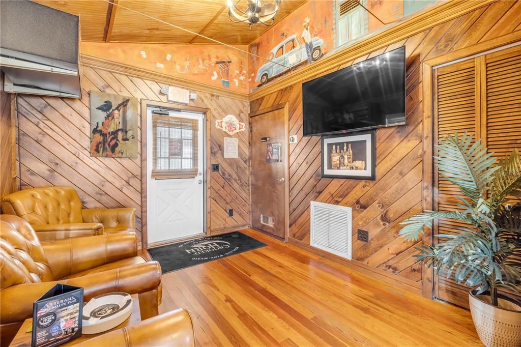 For Sale: $1,990,000 (0 beds, 0 baths, 1564 Square Feet)