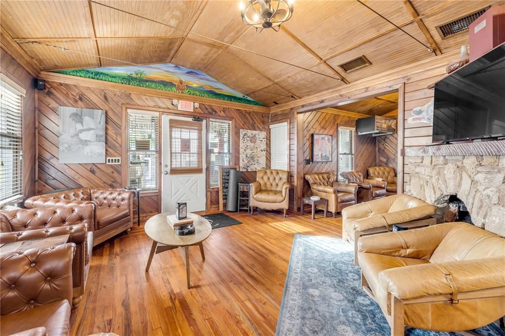 For Sale: $1,990,000 (0 beds, 0 baths, 1564 Square Feet)