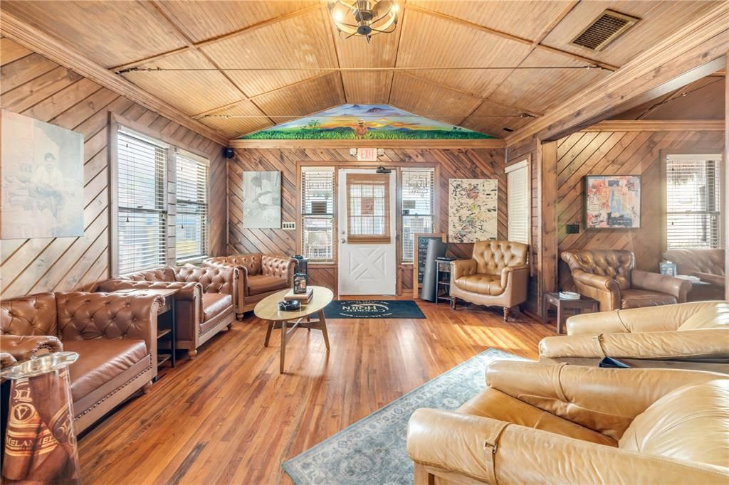 For Sale: $1,990,000 (0 beds, 0 baths, 1564 Square Feet)