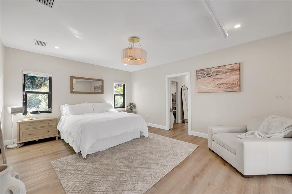 待售: $2,249,000 (4 贝兹, 2 浴室, 2774 平方英尺)