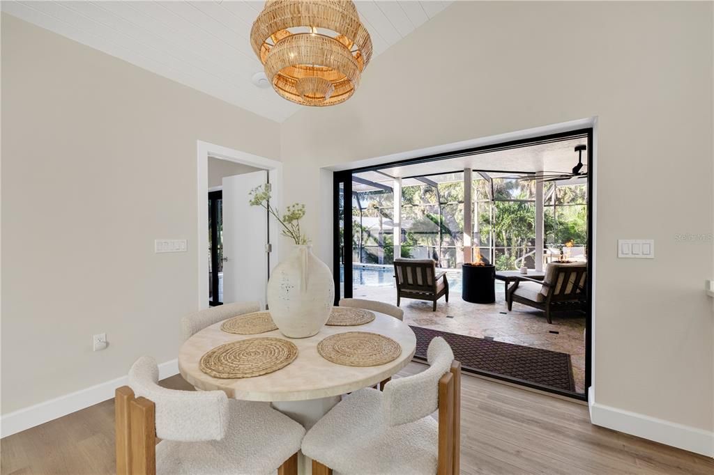 待售: $2,249,000 (4 贝兹, 2 浴室, 2774 平方英尺)