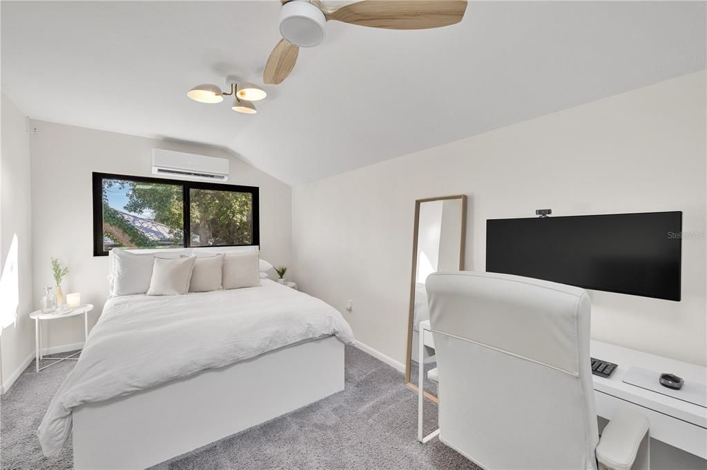 待售: $2,249,000 (4 贝兹, 2 浴室, 2774 平方英尺)