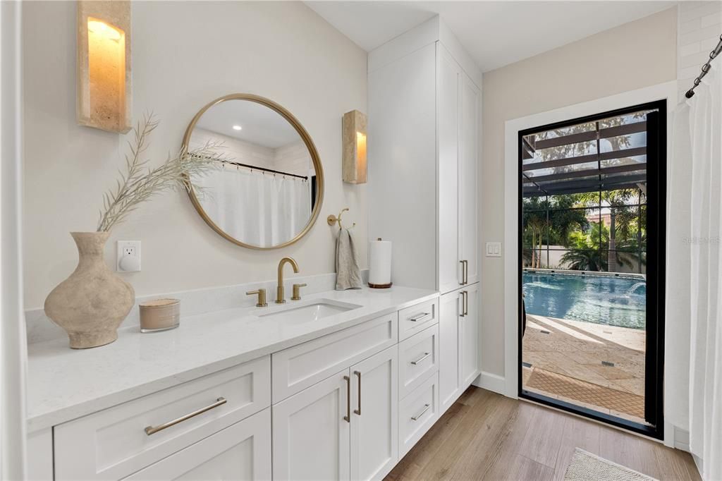 待售: $2,249,000 (4 贝兹, 2 浴室, 2774 平方英尺)