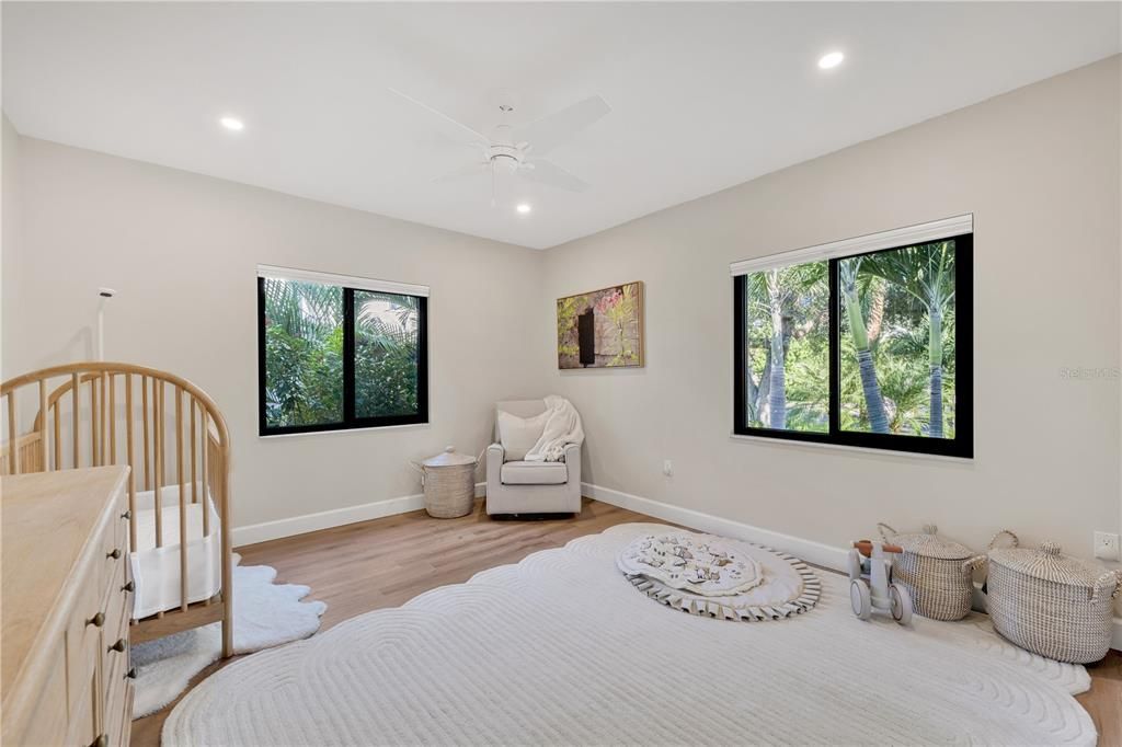 待售: $2,249,000 (4 贝兹, 2 浴室, 2774 平方英尺)