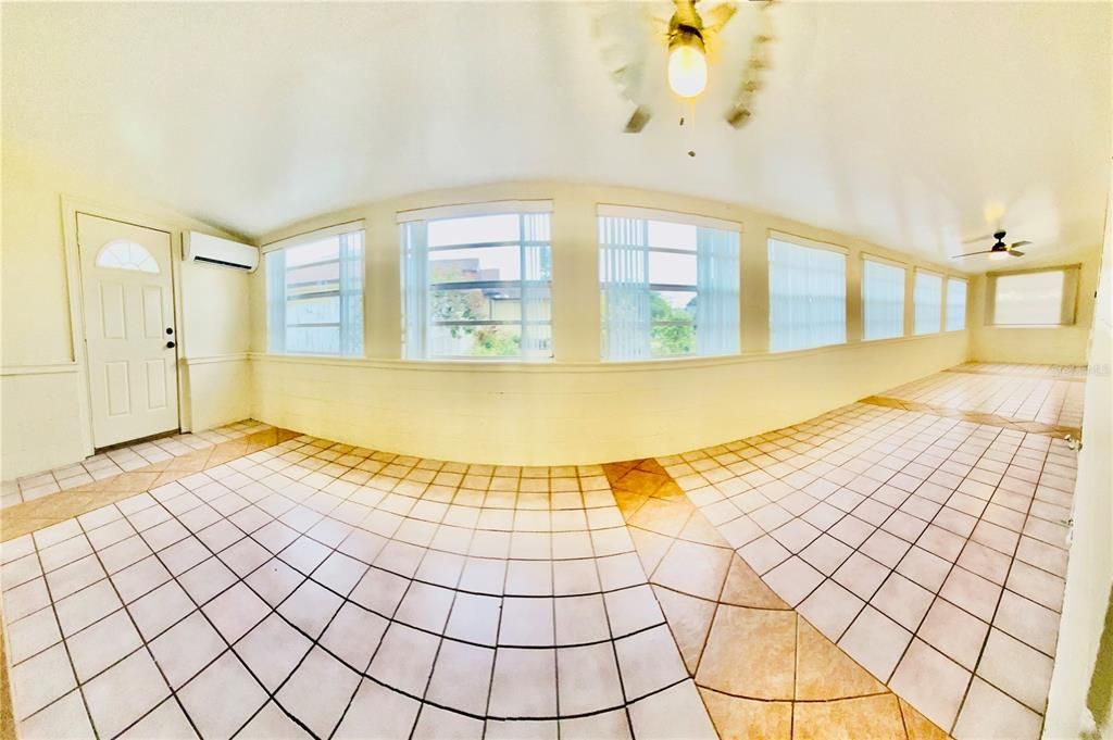 出租: $2,150 (3 贝兹, 2 浴室, 1326 平方英尺)