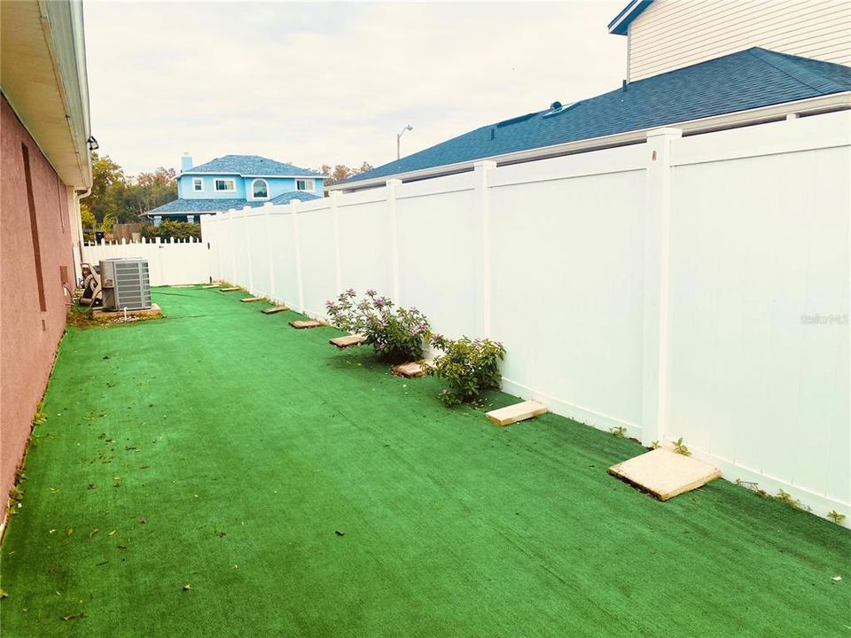 出租: $2,150 (3 贝兹, 2 浴室, 1326 平方英尺)