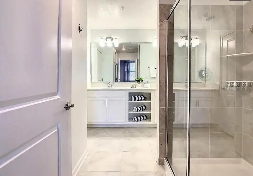 En Renta: $2,390 (3 camas, 2 baños, 1329 Pies cuadrados)