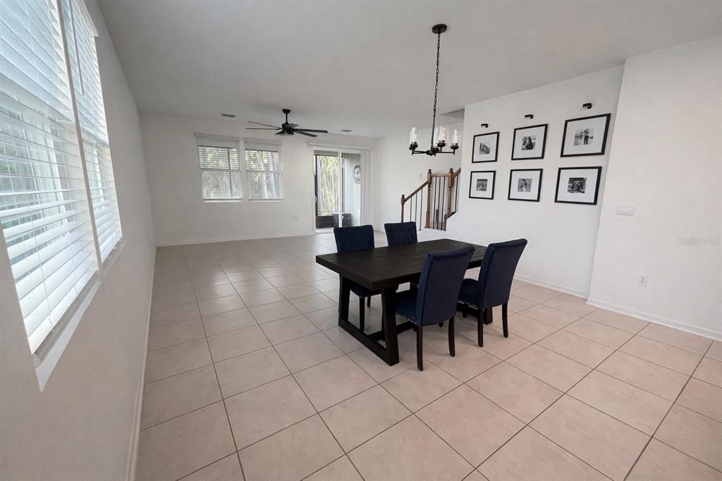 待售: $299,900 (3 贝兹, 2 浴室, 1795 平方英尺)