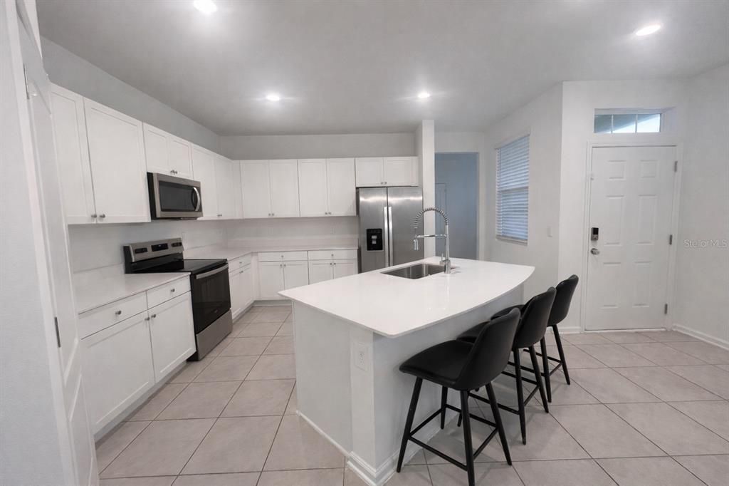 待售: $299,900 (3 贝兹, 2 浴室, 1795 平方英尺)