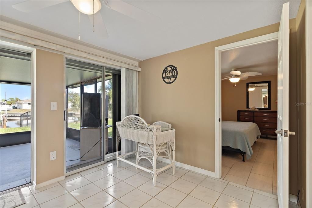 For Sale: $399,900 (2 beds, 2 baths, 1316 Square Feet)