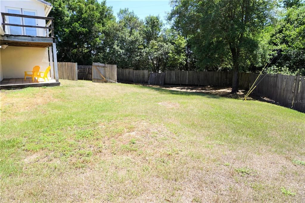 For Rent: $1,900 (2 beds, 1 baths, 1100 Square Feet)