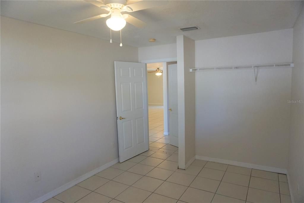 For Rent: $1,900 (2 beds, 1 baths, 1100 Square Feet)
