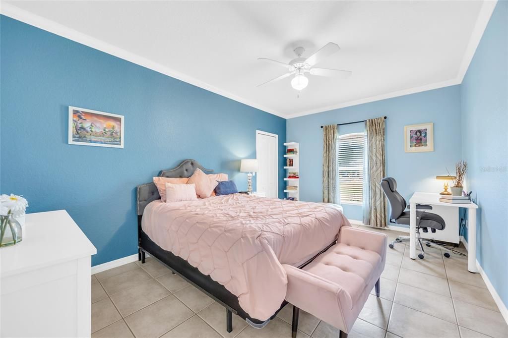 待售: $700,000 (3 贝兹, 2 浴室, 2723 平方英尺)