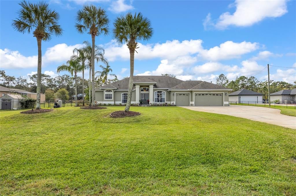 待售: $700,000 (3 贝兹, 2 浴室, 2723 平方英尺)