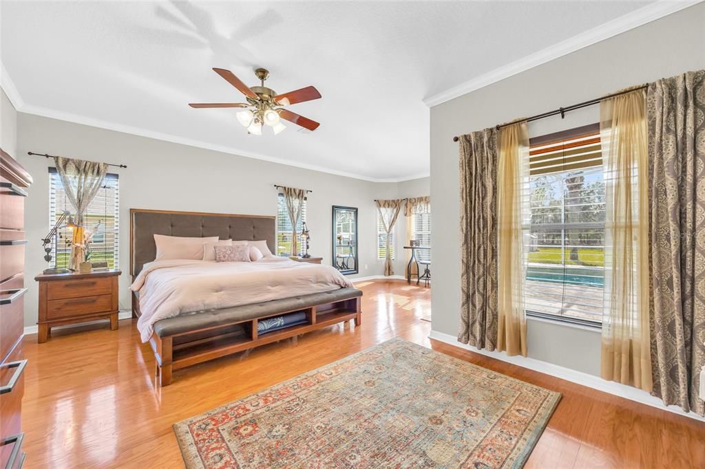 待售: $700,000 (3 贝兹, 2 浴室, 2723 平方英尺)