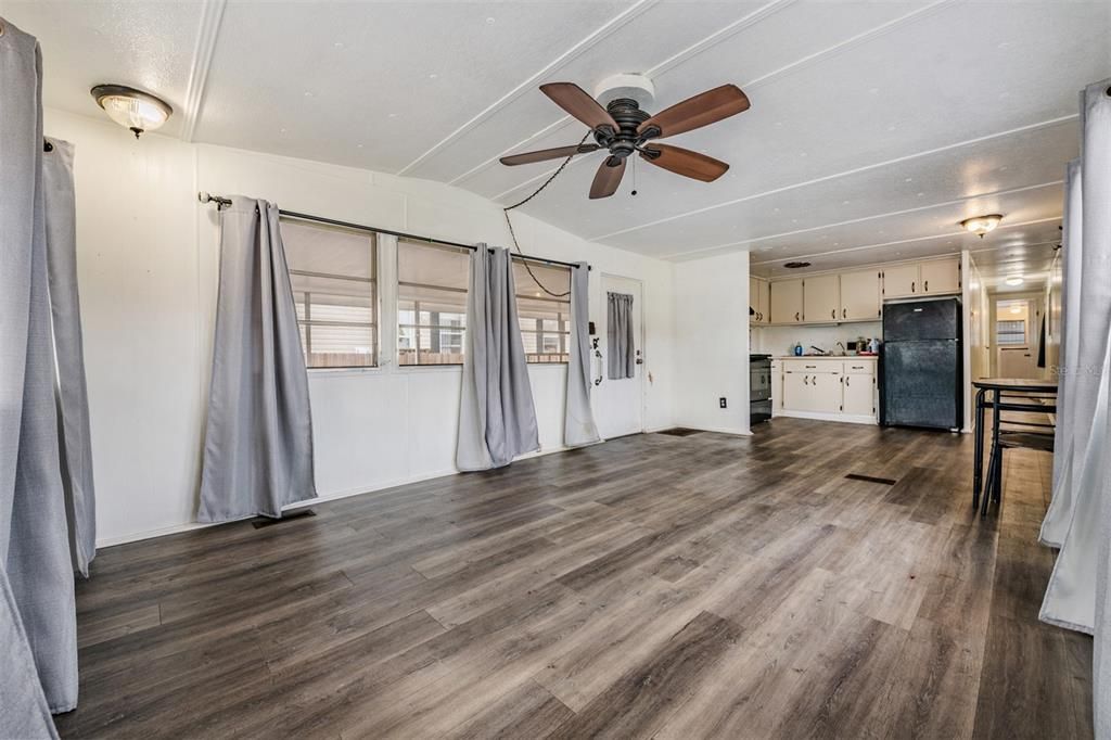 En Venta: $68,000 (2 camas, 2 baños, 660 Pies cuadrados)