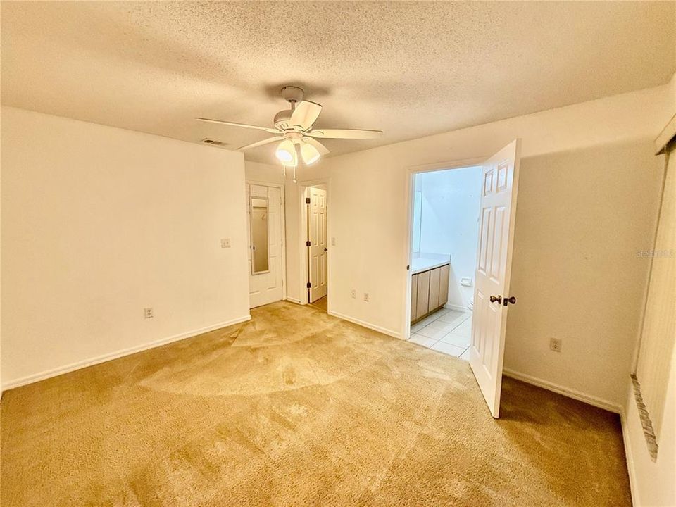 En Renta: $1,800 (2 camas, 2 baños, 1038 Pies cuadrados)